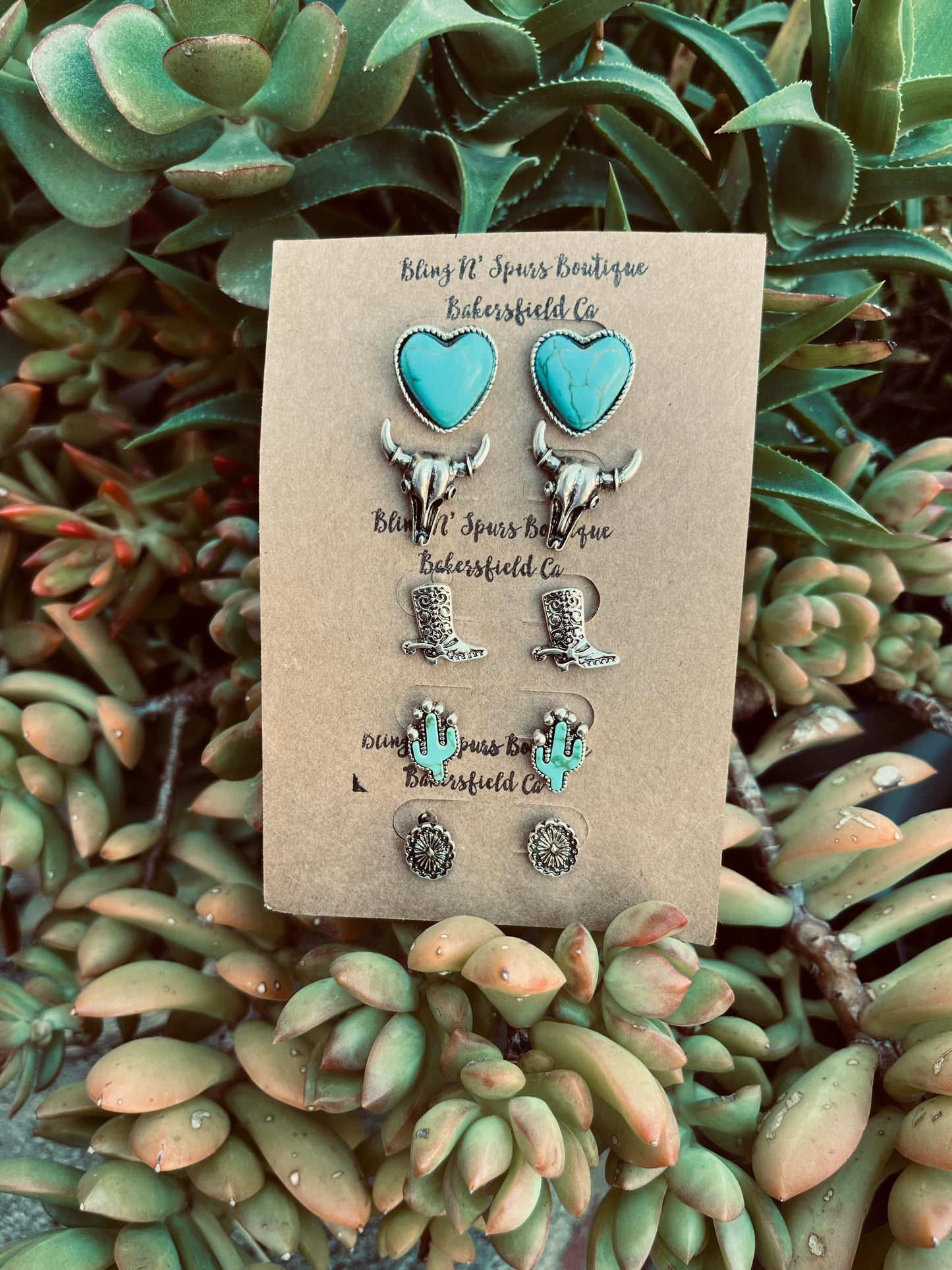 The turquoise stud set