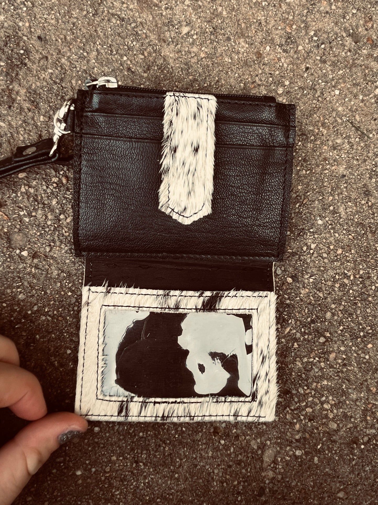 Wristlet cowhide wallet