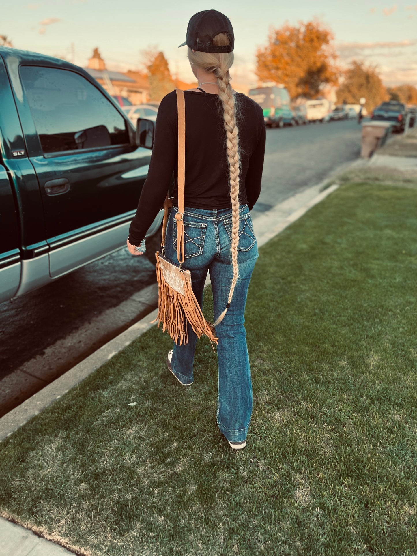 The jesse crossbody