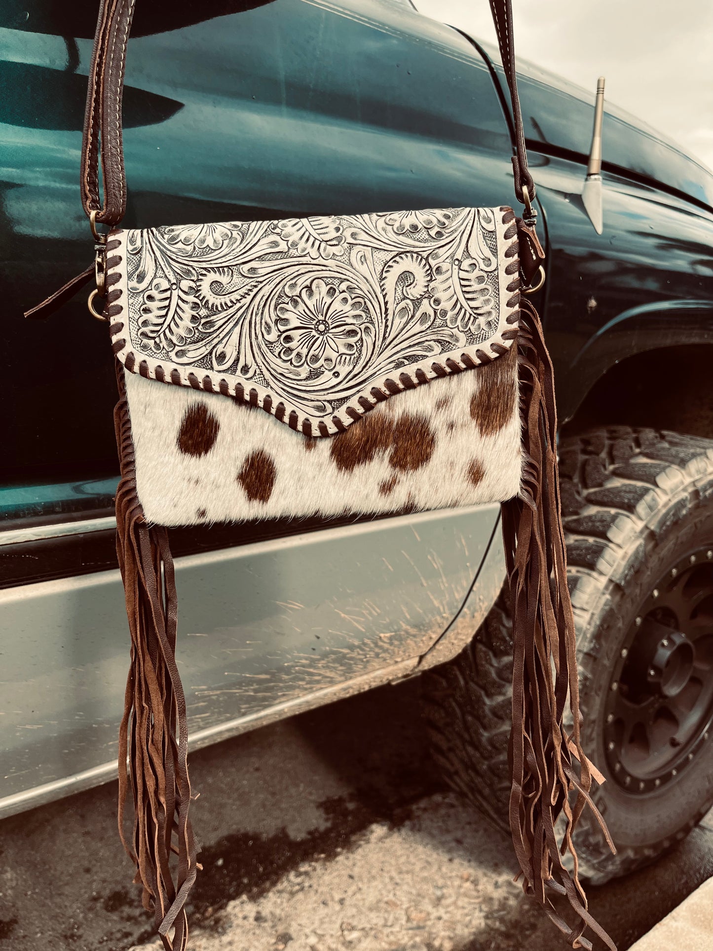 The Delilah crossbody