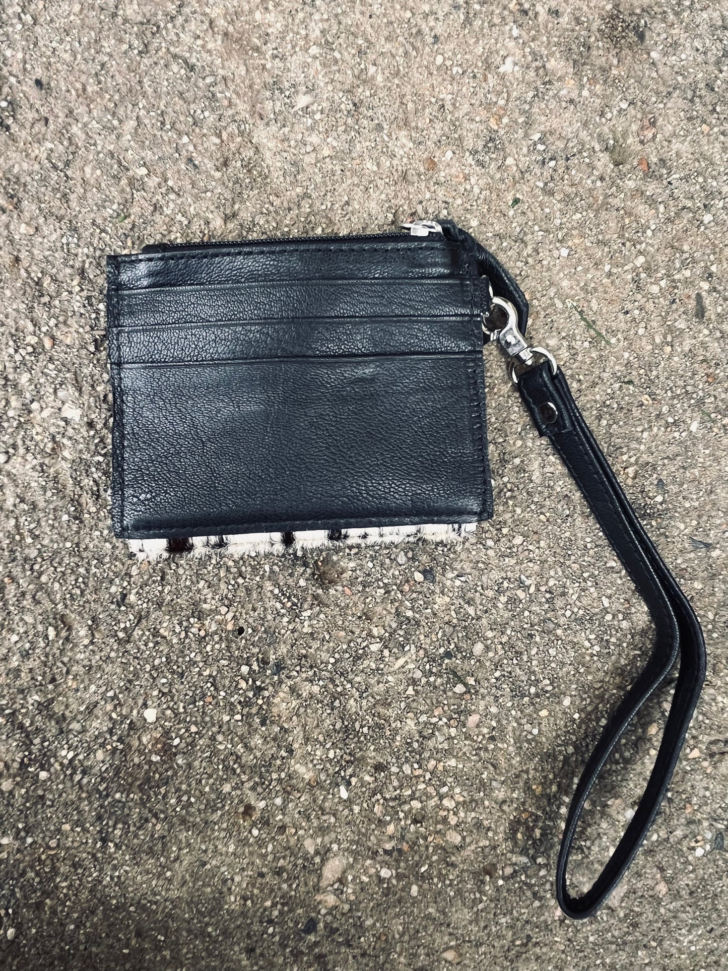 Wristlet cowhide wallet