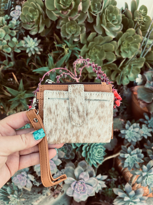 Wristlet wallet