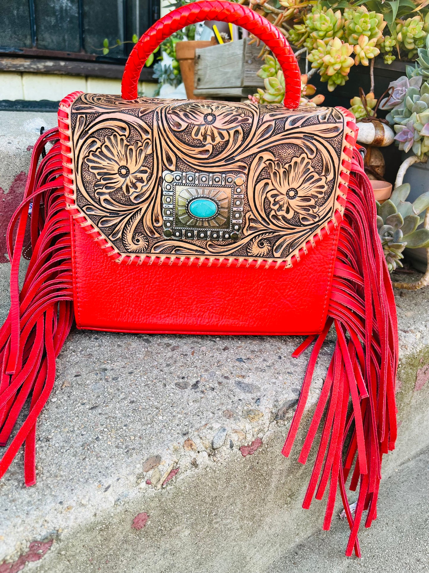 Red tooled crossbody