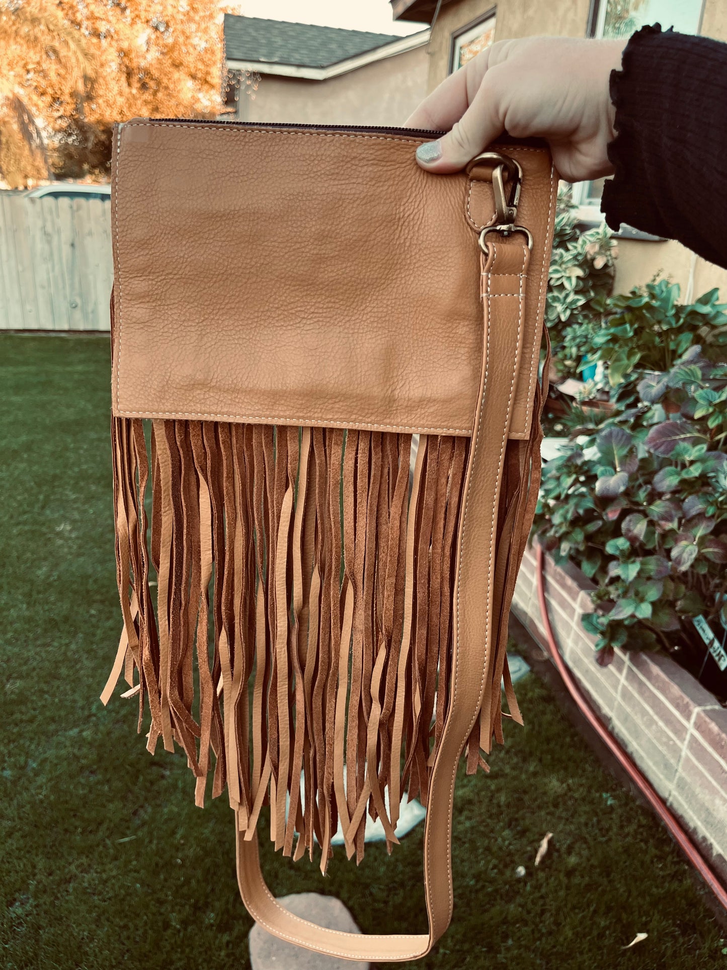 The jesse crossbody