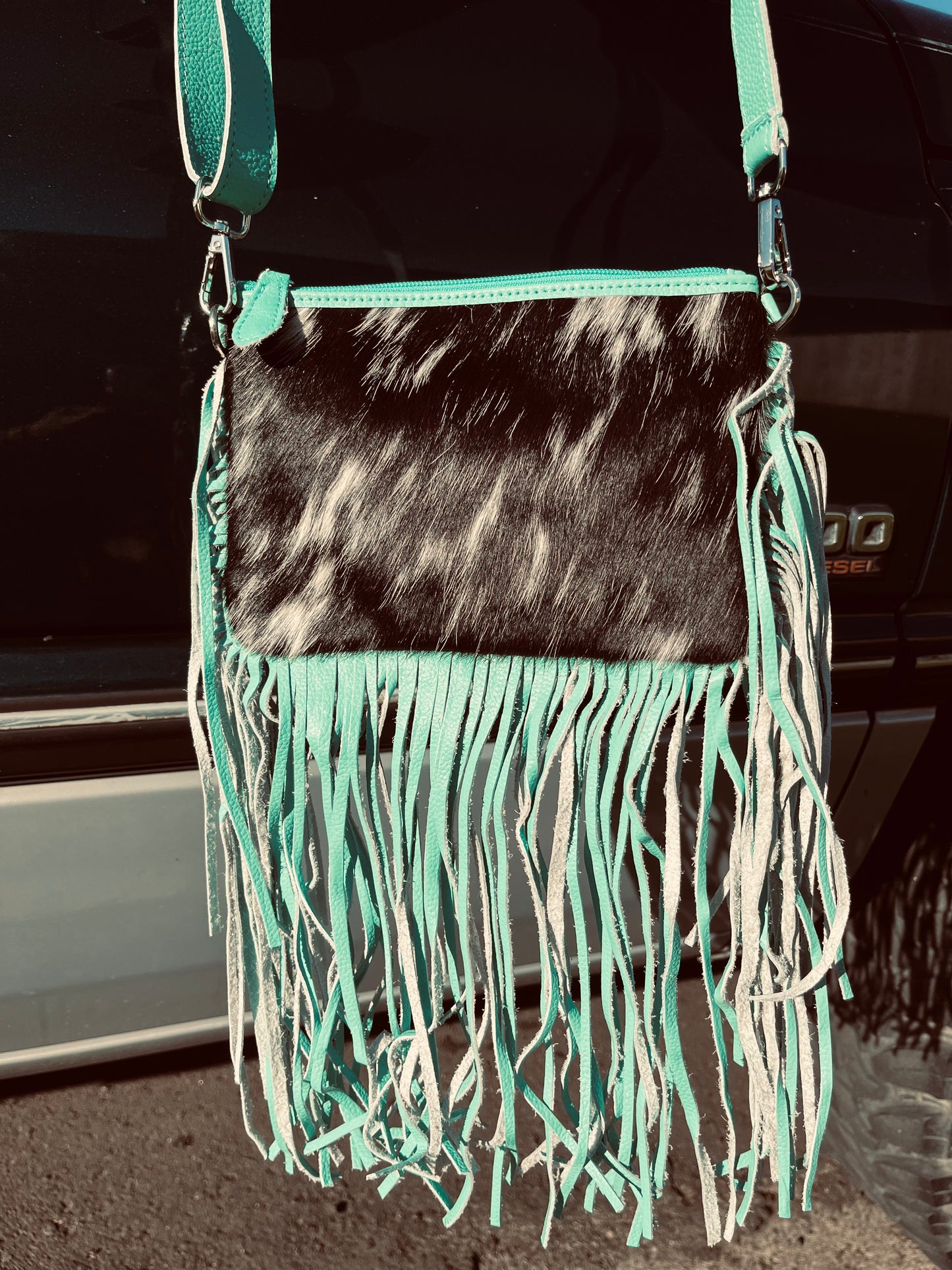 The turquoise fringe