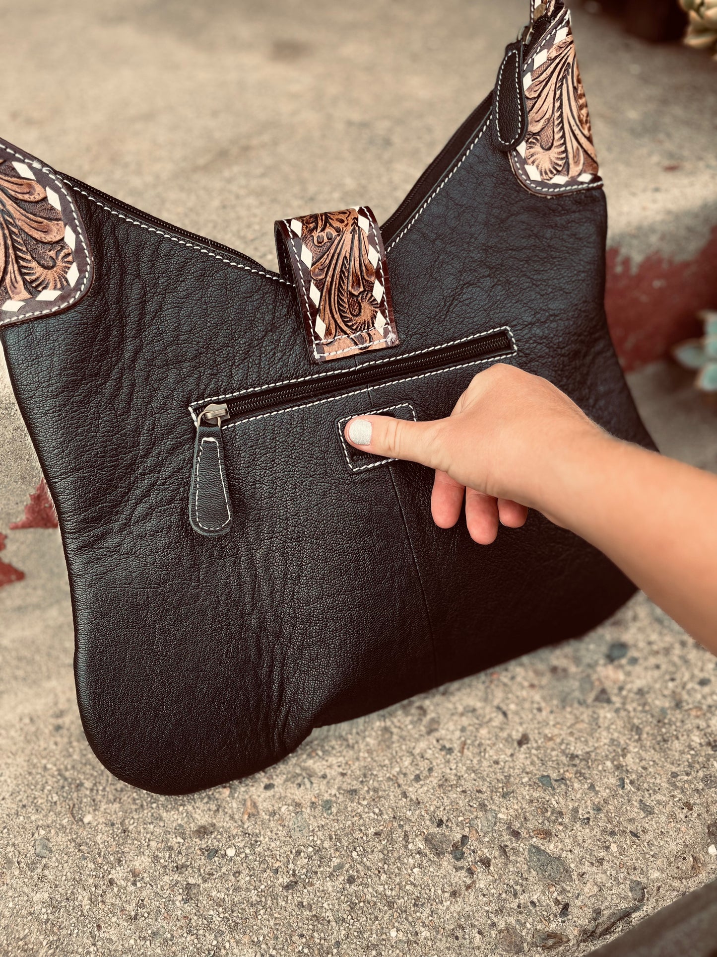 The buckstitch purse