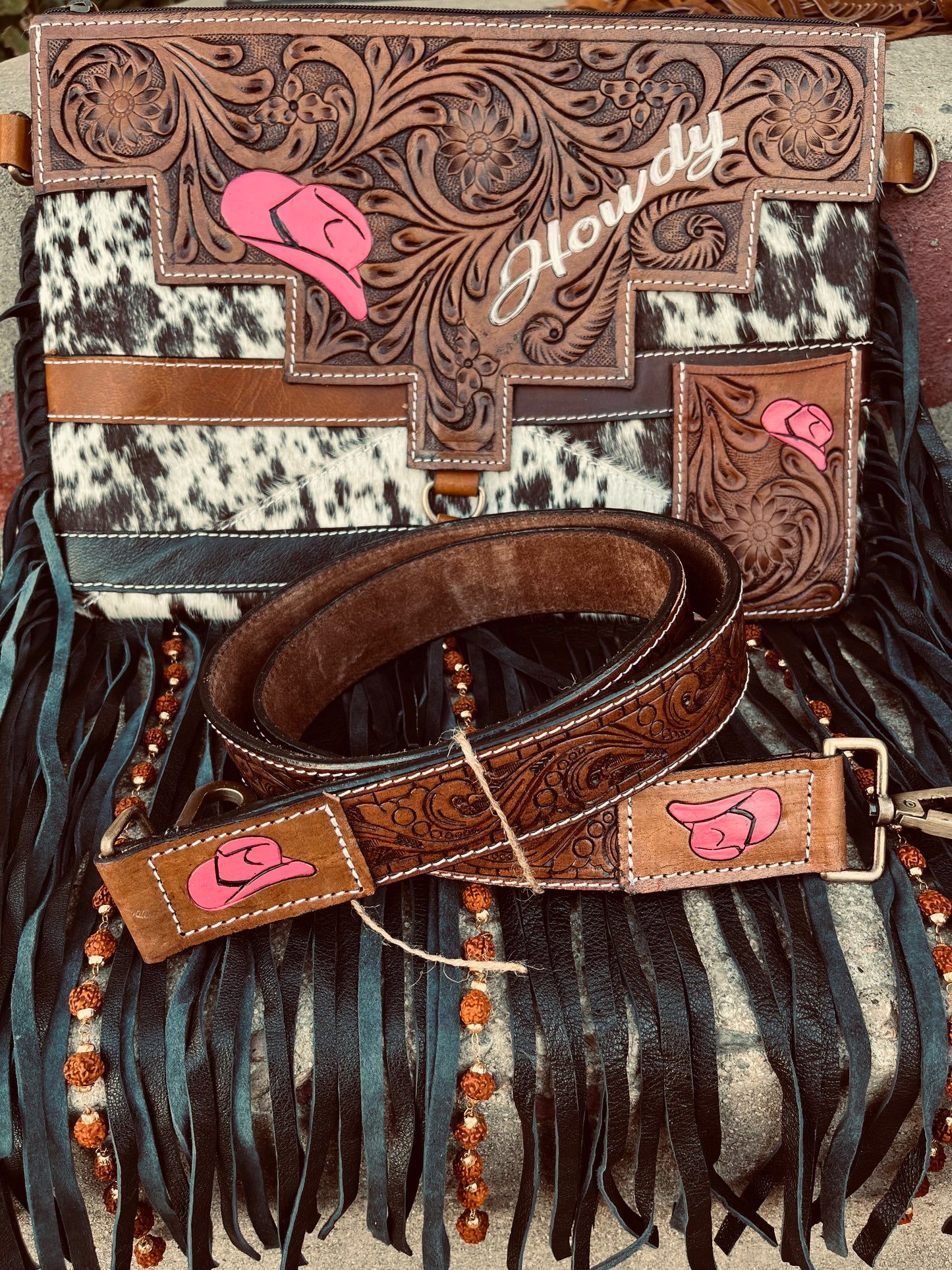 The Howdy purse