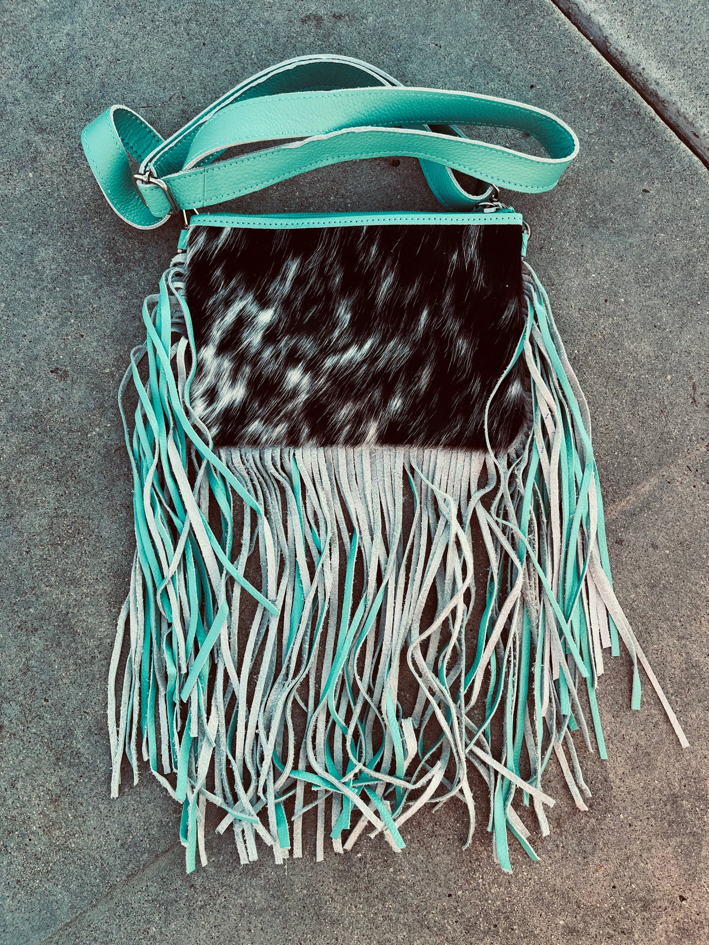 The turquoise fringe