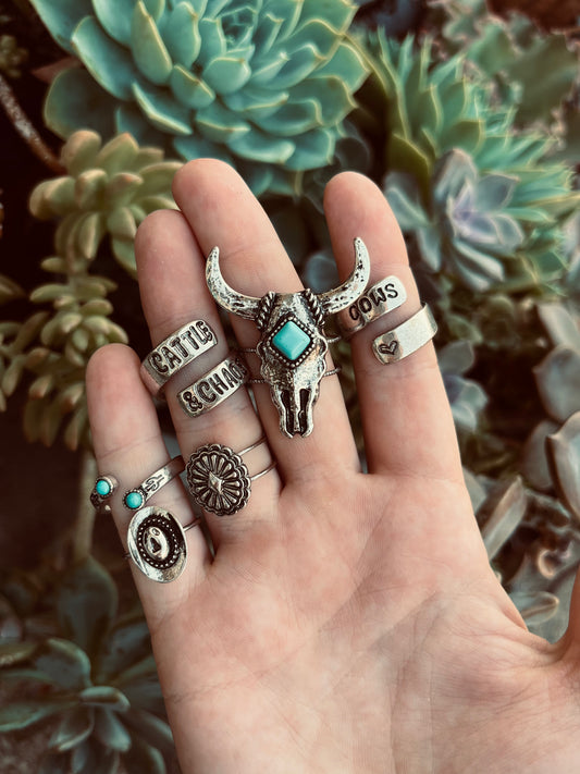 Long horn ring set