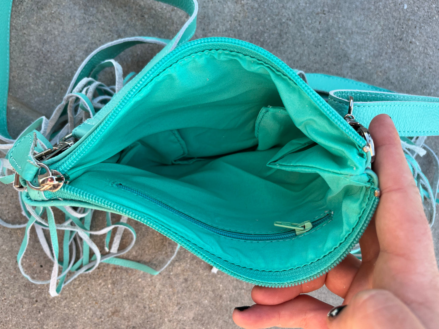 The turquoise fringe