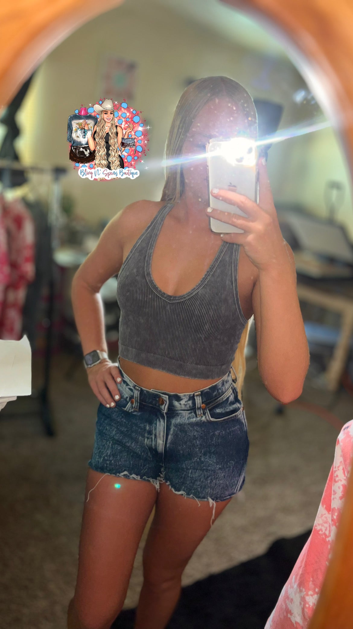 V-neck cropped tank