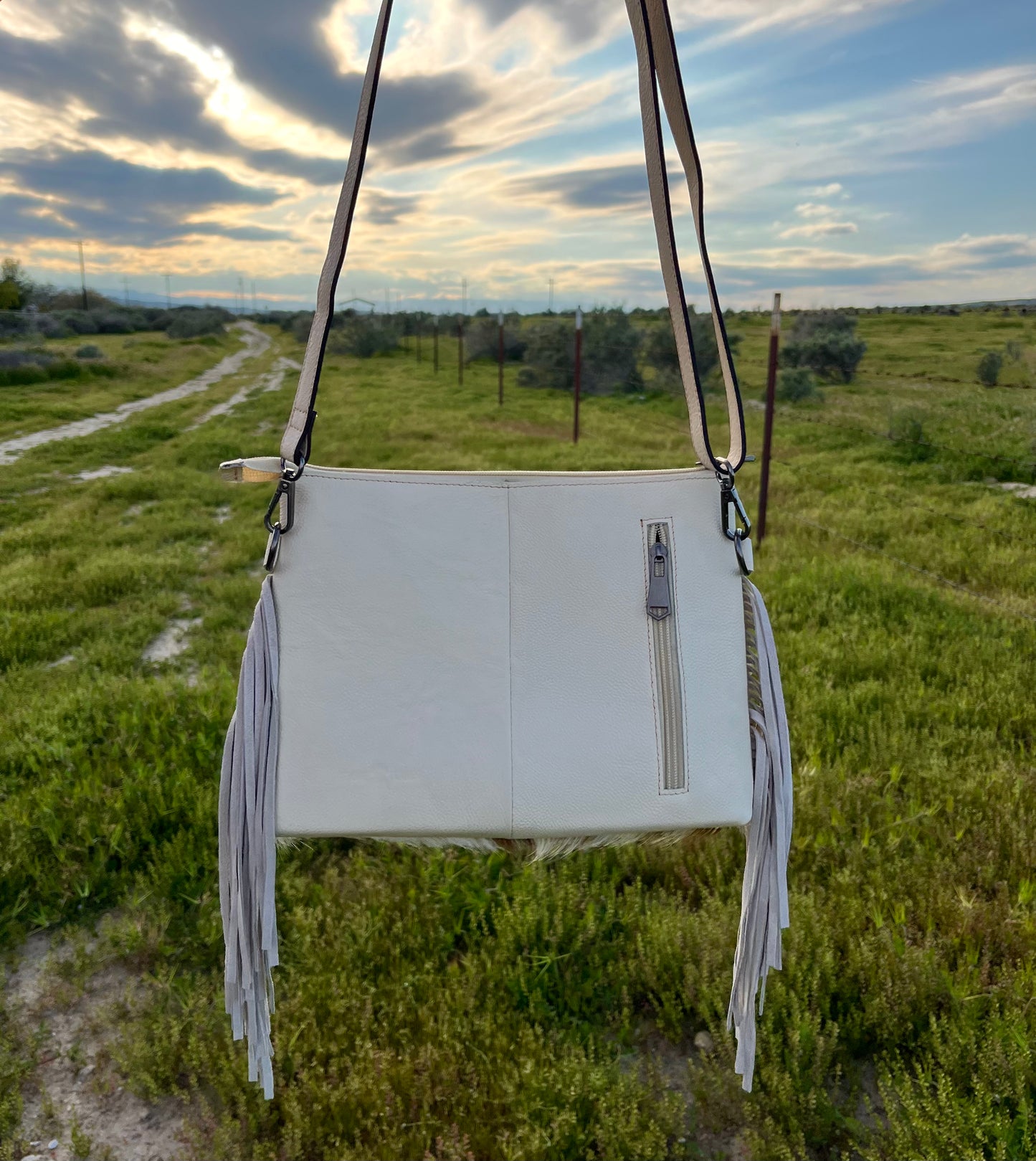 The morgan conceal crossbody